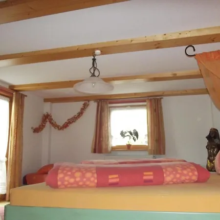 Gemuetliche Ferienwohnung In Urigem Bauernhaus