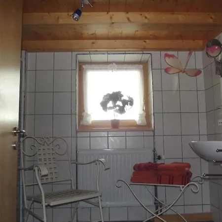 Gemuetliche Ferienwohnung In Urigem Bauernhaus *