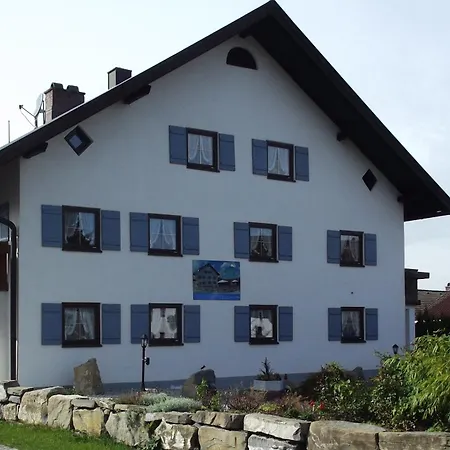Gemuetliche Ferienwohnung In Urigem Bauernhaus Pfronten
